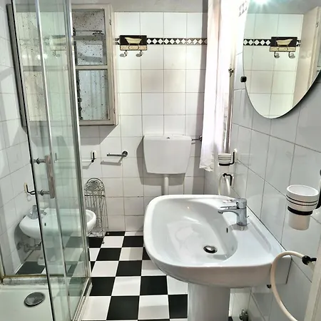 Apartamento Corte Dei Portici Lucca
